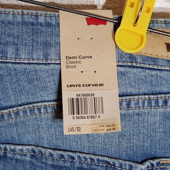 Levis Demi Curve Womans Classic Bootcut Jeans 14/32 - Picture 7 of 10